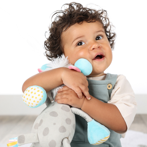 Jucarie senzoriala pentru  bebelusi - Girafa Sally, +3 luni [4]