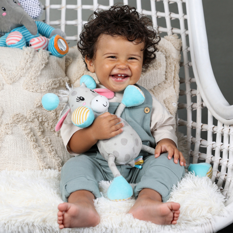 Jucarie senzoriala pentru  bebelusi - Girafa Sally, +3 luni [2]