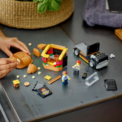 Lego City Toneta De Burgeri 60404 [3]