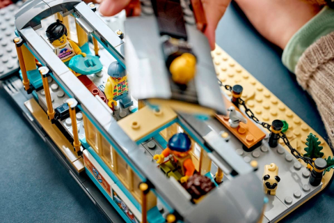LEGO CITY TRAMVAI DE PLAJA CLASIC 60506 [6]