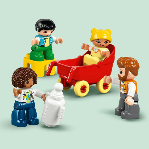 LEGO DUPLO CASA MODERNA DE FAMILIE 3 IN 1 CU FIGURINE 10470 [6]