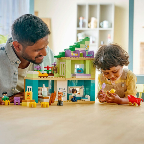 LEGO DUPLO CASA MODERNA DE FAMILIE 3 IN 1 CU FIGURINE 10470 [4]
