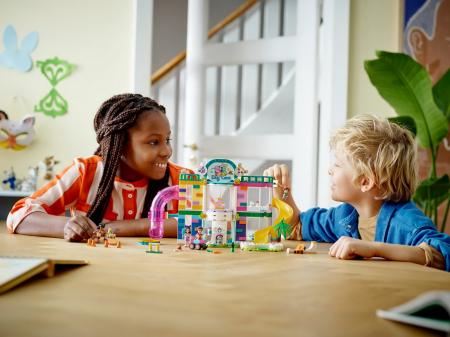 LEGO Friends Grădinița Animăluțelor 41718  [2]