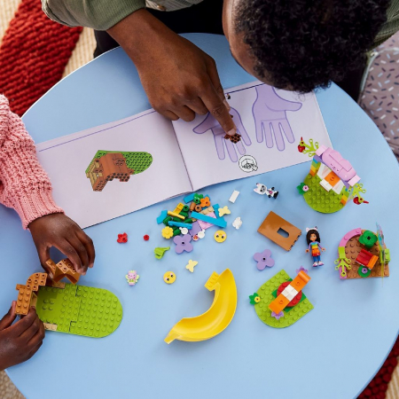 LEGO Gabby's Dollhouse Petrecerea în Grădina a Miau Zanei 10787 | [3]