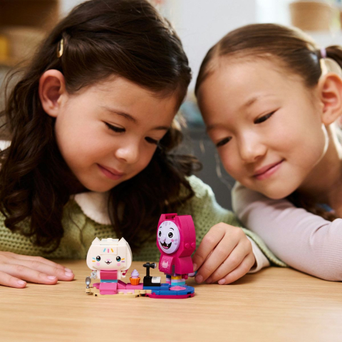 LEGO GABBYS DOLLHOUSE PRIETENELE PISICUTE DIN CARAMIZI ALE LUI GABBY 11215 [2]