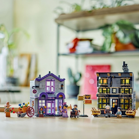 LEGO HARRY POTTER TM OLLIVANDER SI MAGAZINUL DE HAINE AL LUI MADAM MALKIN 76439 [4]