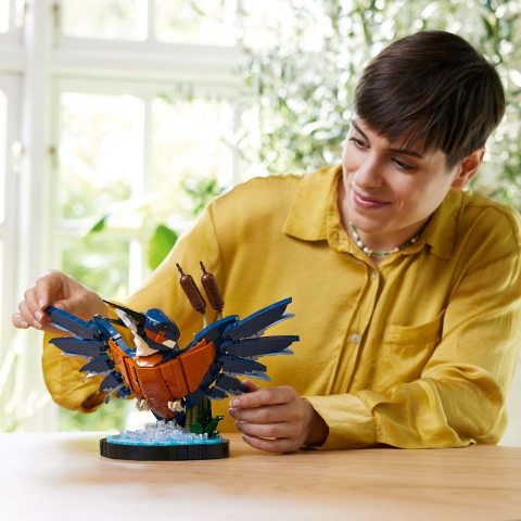 LEGO ICONS PESCARUS 10331 [2]