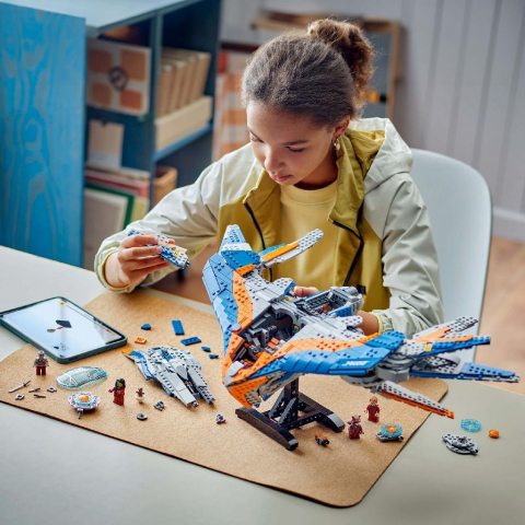 LEGO MARVEL GARDIENII GALAXIEI MILANO 76286 [2]