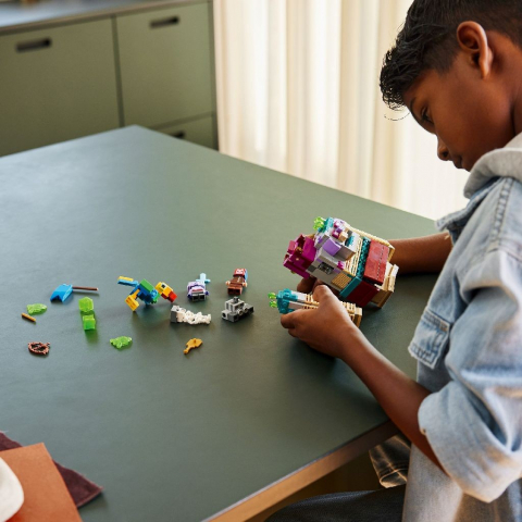LEGO MINECRAFT CONFRUNTAREA DEVORATORULUI 21257 [3]