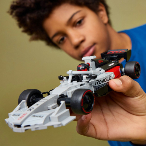 LEGO SPEED CHAMPIONS MASINA DE CURSE AUDI REVOLUT F1 TEAM R26 77259 [2]