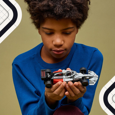 LEGO SPEED CHAMPIONS MASINA DE CURSE AUDI REVOLUT F1 TEAM R26 77259 [3]