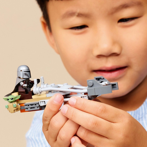 LEGO STAR WARS MOTOCICLETA RAPIDA A LUI MANDALORIAN SI GROGU 75436 [2]