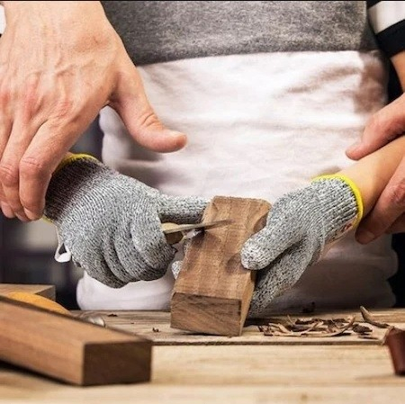 Manusi anti-taiere pentru bucatarie si macelarie [1]