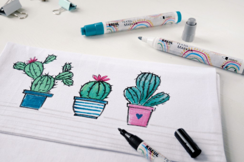 Marker Kreul pentru textile, vârf mediu 2-4mm, 18 culori [19]