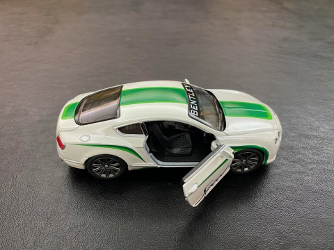 MASINUTA METALICA BENTLEY CONTINENTAL 13CM SCARA 1 LA 38 [4]