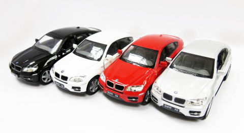 MASINUTA METALICA BMW X6 13CM SCARA 1 LA 38 [1]