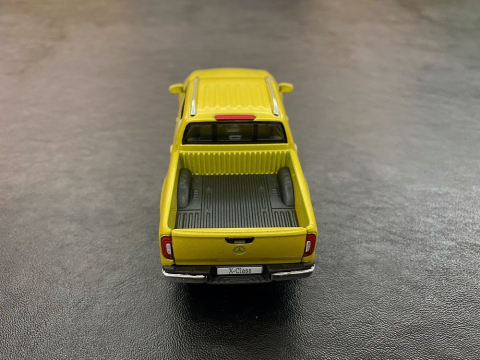 MASINUTA METALICA MERCEDES BENZ X CLASS 13CM SCARA 1 LA 42 [7]