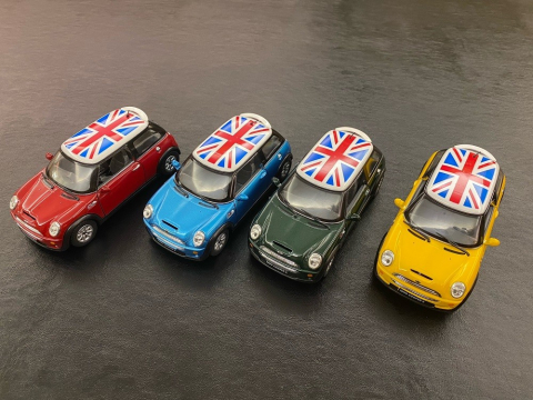 MASINUTA METALICA MINICOOPER 13CM SCARA 1 LA 28 [1]
