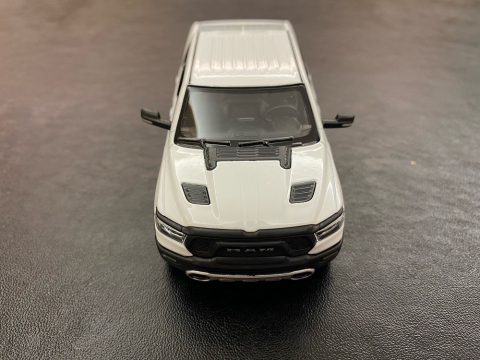 MASINUTA METALICA RAM 1500 13CM SCARA 1 LA 46 [6]