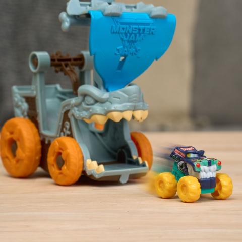 MONSTER JAM MINI JAMS SET DE JOACA LANSATOR MEGALODON DISTRUGATOR MARIN [7]