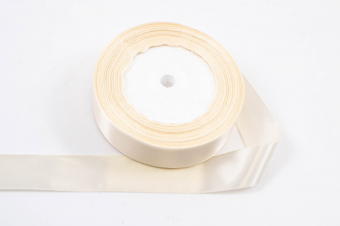 Produse art & craft-Lucru manual - Panglica din satin pentru decorare,crem deschis , 22.5m x 2cm