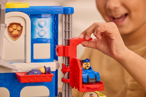 PATRULA CATELUSILOR CAUTARE SI SALVARE SET DE JOACA CU LANSATOR FIGURINE SI ACCESORII [6]