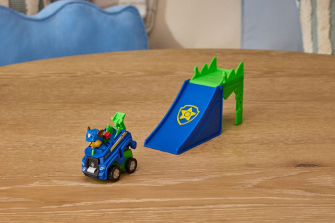 PATRULA CATELUSILOR FILMUL CU DINOZAURI SET VEHICUL CU RAMPA SI FIGURINA CHASE [3]