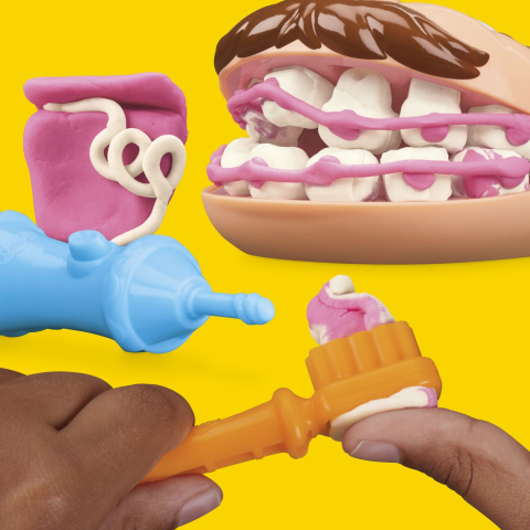 PLAY DOH SET MINI DENTIST [6]