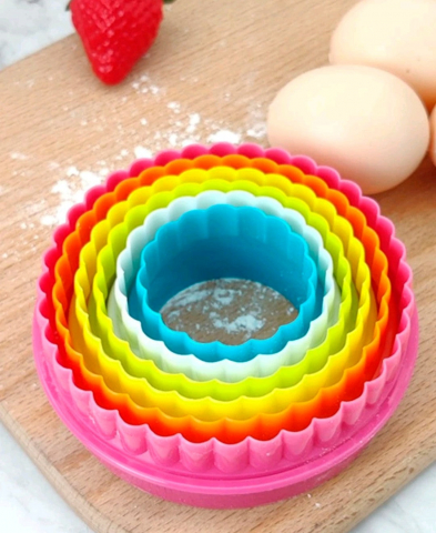 Ustensile de bucatarie - Set 5 forme rotunde pentru biscuiti, 5 dimensiuni, polipropilena