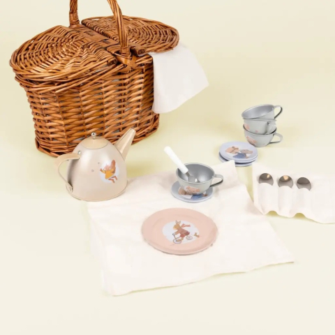 Bucatarii copii și accesorii - Set de ceai in cos impletit, Egmont Toys