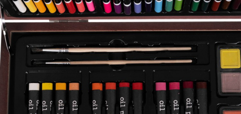 Set de desen si pictura pentru copii cu 143 piese in cutie de lemn tip servieta [12]