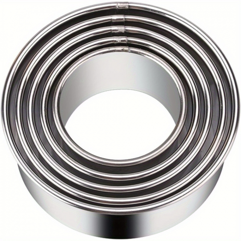 Articole Bucatarie - Set forma fursecuri, 5 piese, model cerc,metal,argintiu