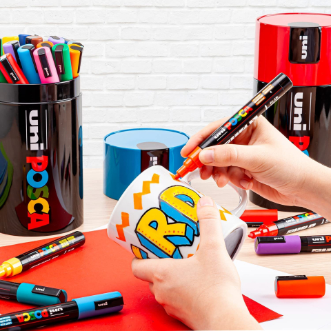 Set Posca 13 markere cu 3 tipuri de varfuri in cutie metalica rotunda [1]