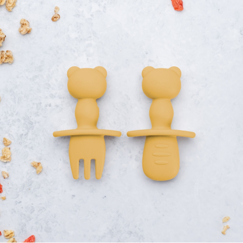 Articole bebelusi pentru diversificare - Set Tacamuri din silicon, AppeKids, The Little Bear - Honey