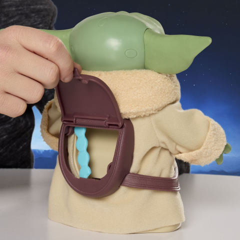STAR WARS MANDALORIAN SI GROGU SET FIGURINA GROGU SI ACCESORII GUSTARI 16.5CM [9]