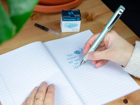 Stilou caligrafie Schneider Callissima, grosime scriere 1.1 mm, verde menta [3]