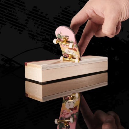 Tech dech pro board fingerboard primitive si cutie depozitare [2]