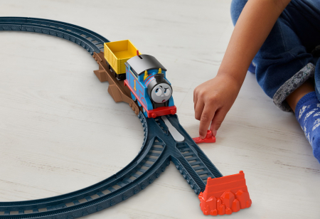 Thomas Set de Joaca cu Locomotiva Cranky Motorizata [4]