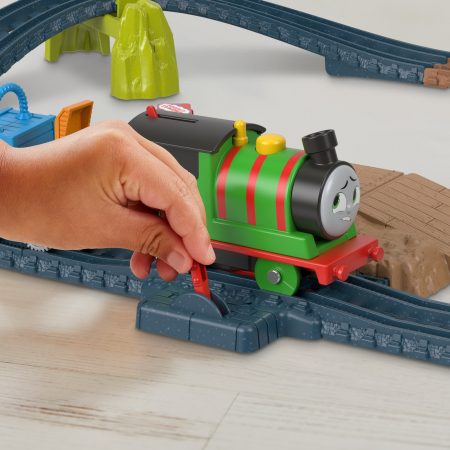 Thomas Set de Joaca cu Locomotiva Percy Motorizata  [6]