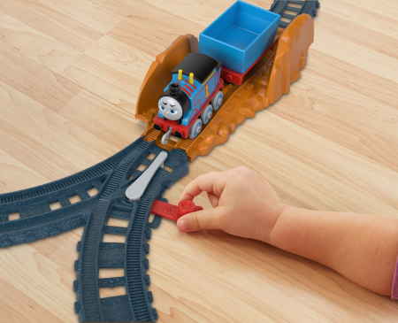 Thomas set de joaca cu locomotiva push along thomas si accesorii [3]