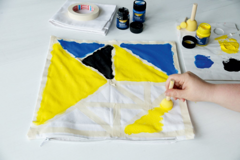 Vopsea pentru textile deschise și închise la culoare Javana, 20 ml [1]