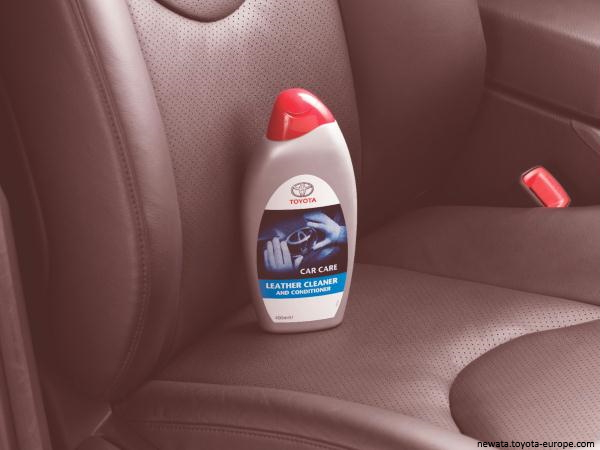 Detergent și balsam auto  Toyota [1]