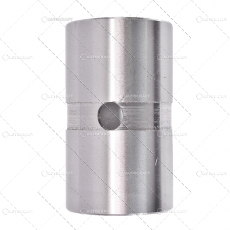 BUCSA TIRANT MICA TRACTOR UTB U650 31.61.111 [1]