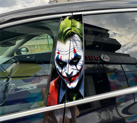 TOP VANZARI - STICKER - JOKER FACE STALPI USI