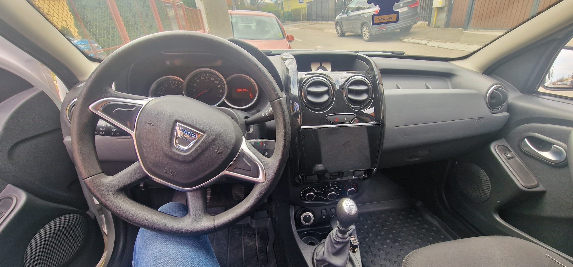 Proiect finalizat: Upgrade multimedia Autodrop Dacia Duster 2015