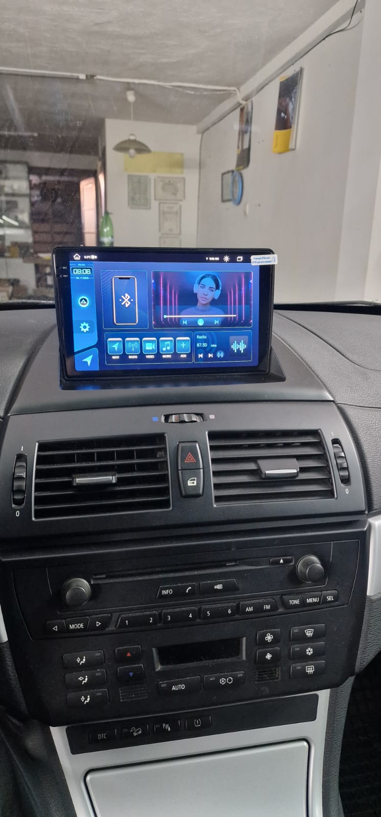 Proiect finalizat: Upgrade multimedia Autodrop pe BMW X3 2005