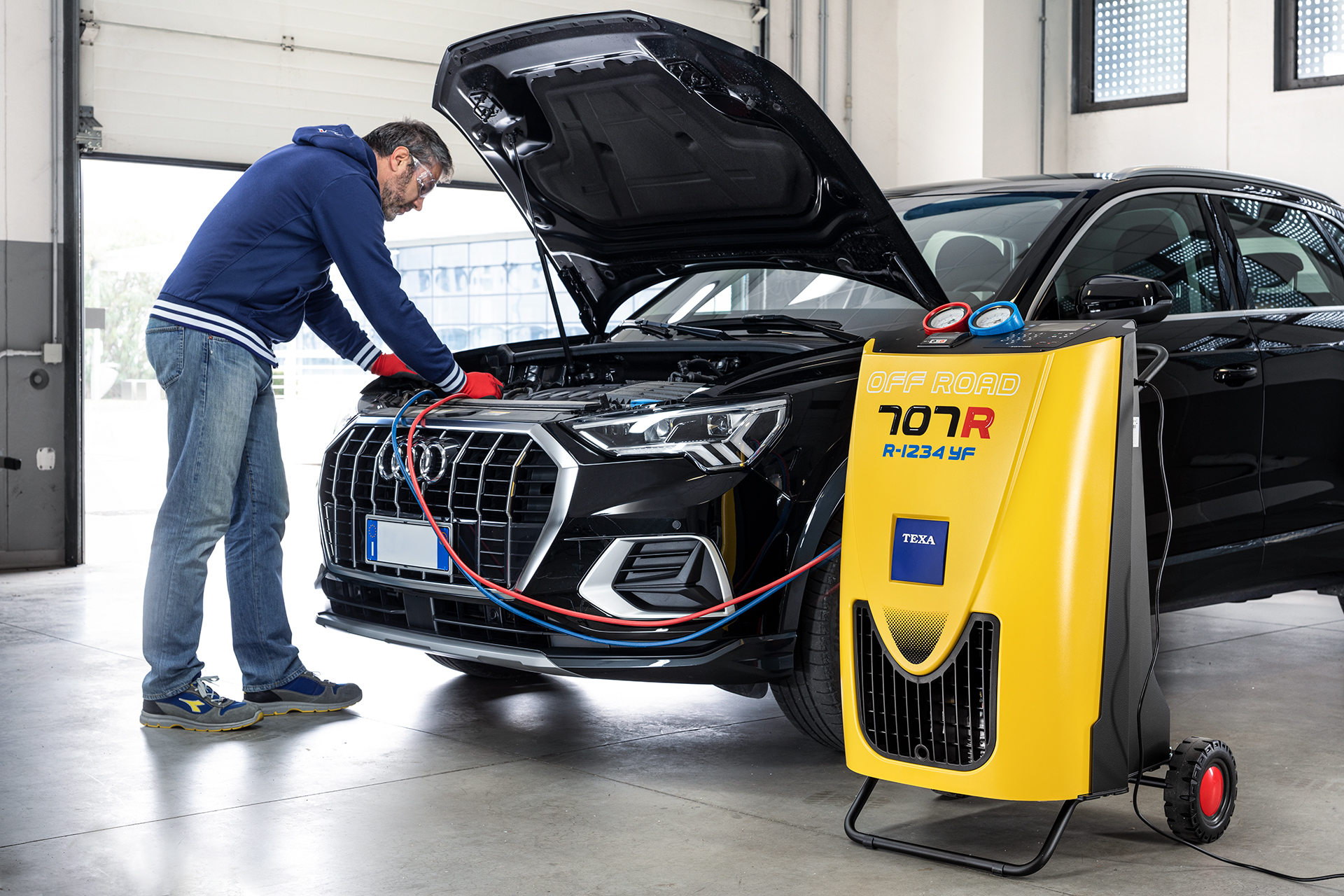 TEXA Konfort 705R: stație service AC R134a pentru ateliere profesionale