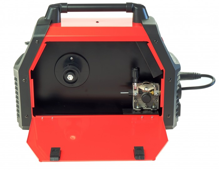 Aparat sudura semi-automat MIG/MAG, putere minima sudura: 35A, putere maxima sudura: 200A, putere: 6,4kW, putere: 230V, mod sudura: BRAZING / FLUX / MIG-MAG / MMA / TIG LIFT [2]