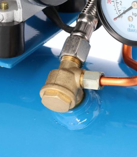 Compresor cu piston AIRPRESS serie Blue, 0,46 kW 230V 8 bar, eficienta: 105l/min., rezervor: 6L, numar cilindri: 2buc (liber de ulei) [3]