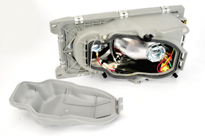 Far dreapta H3/H4, pneumatic, interior argintiu, semnalizator transparent MERCEDES W123 intre 1976-1985 [3]